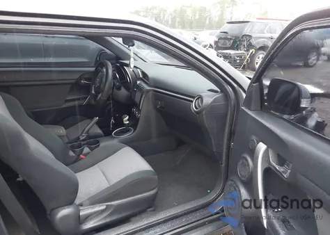 2016 Scion Tc from USA, damaged, VIN JTKJF5C7XGJ013831